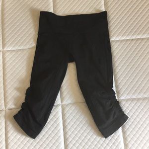 Lululemon In The Flow Crops